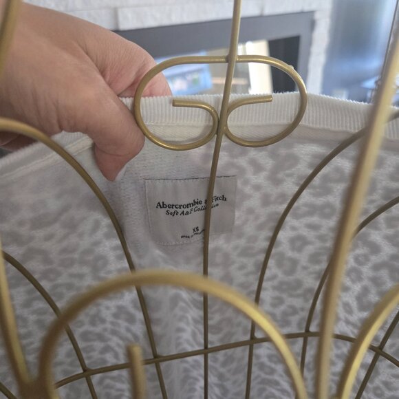 Abercrombie & fitch Leopard Baloon sleeves sweatshirt XS - Picture 3 of 3